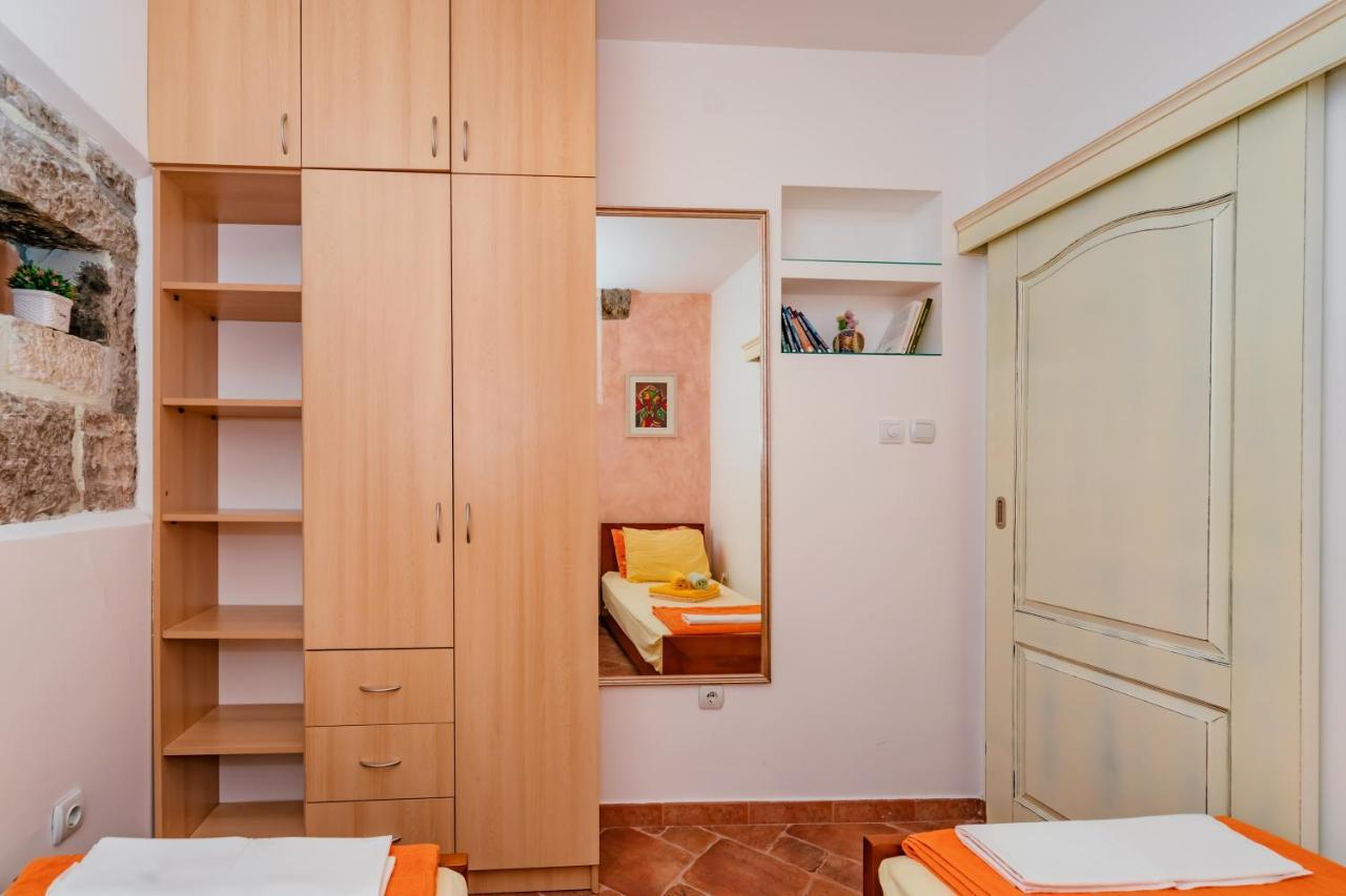 Apartments Bigovo Veljic Тиват Экстерьер фото